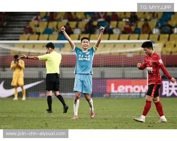 河南队王上源长传助攻，打入关键进球，领衔赛场英雄