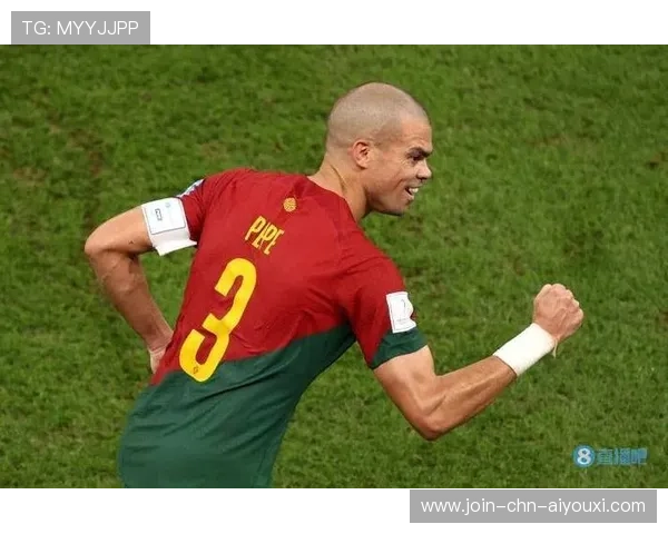 佩佩深夜被拍健身，体能团队称其为“模范运动员”