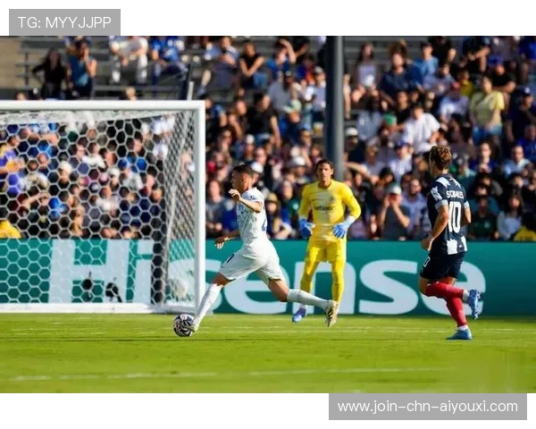 国际米兰持续制造机会：蓝黑攻势的艺术与商业价值